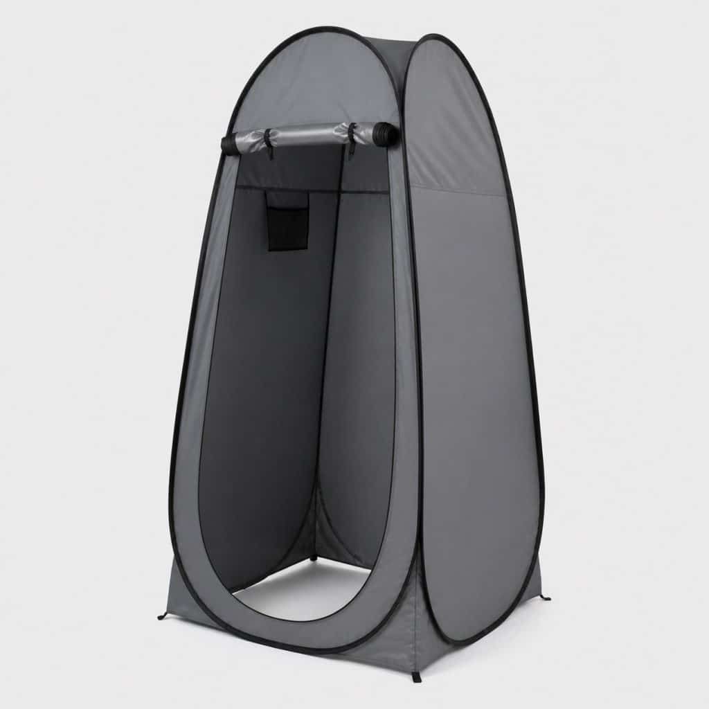 Cabine douche/WC pliante montée sur fond clair
