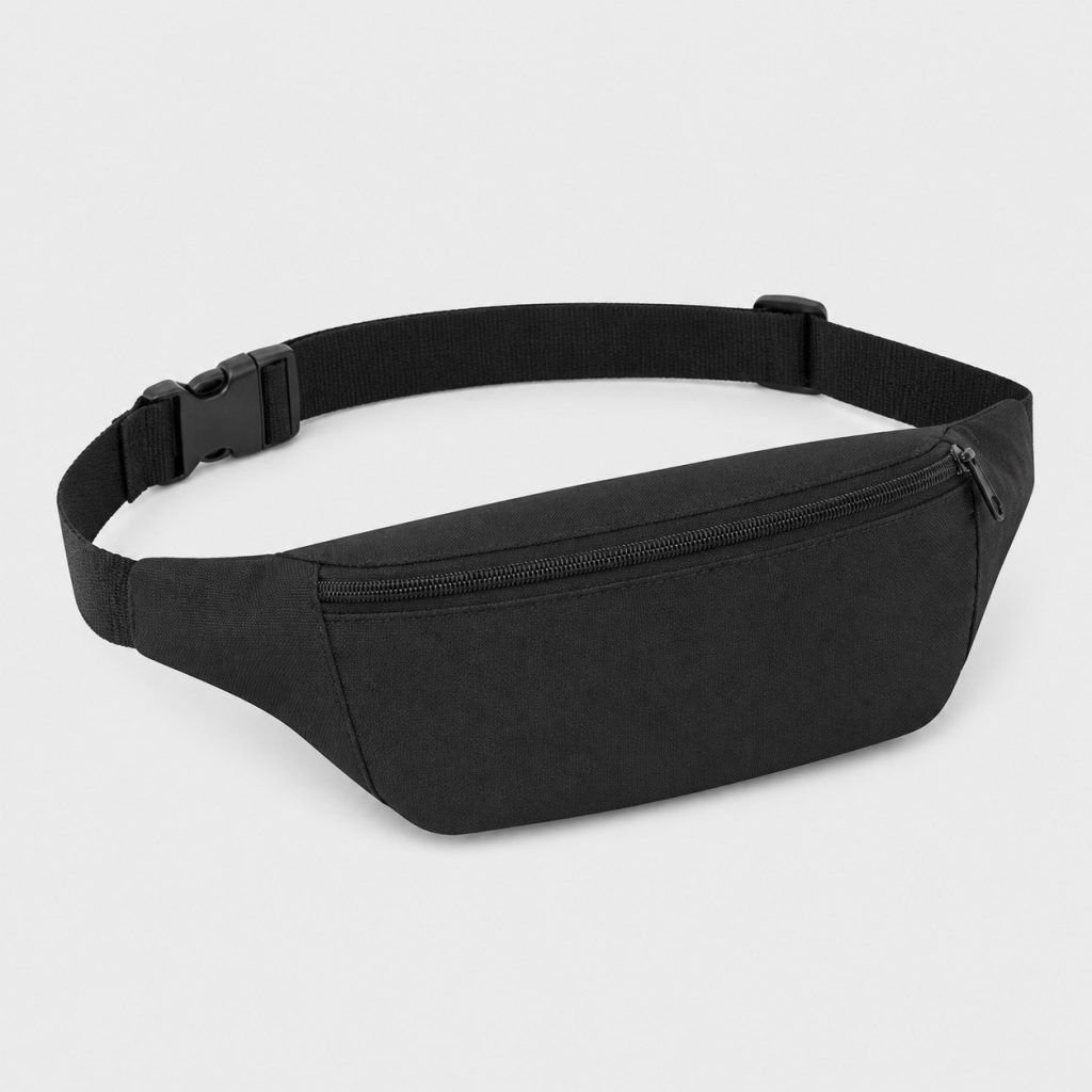 Ceinture portefeuille noire posée à plat sur fond clair