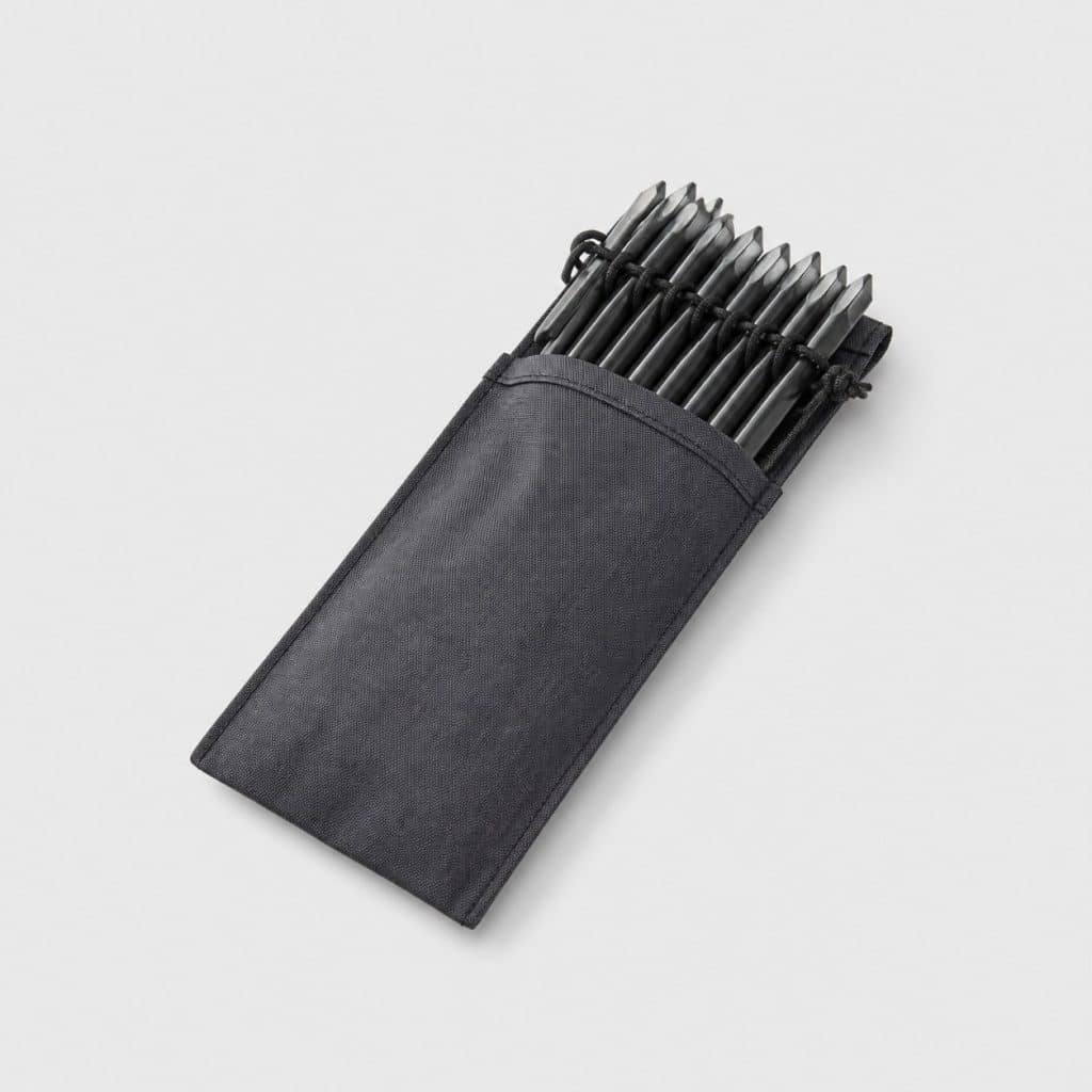 Lot de 10 piquets de bivouac robustes dans leur pochette